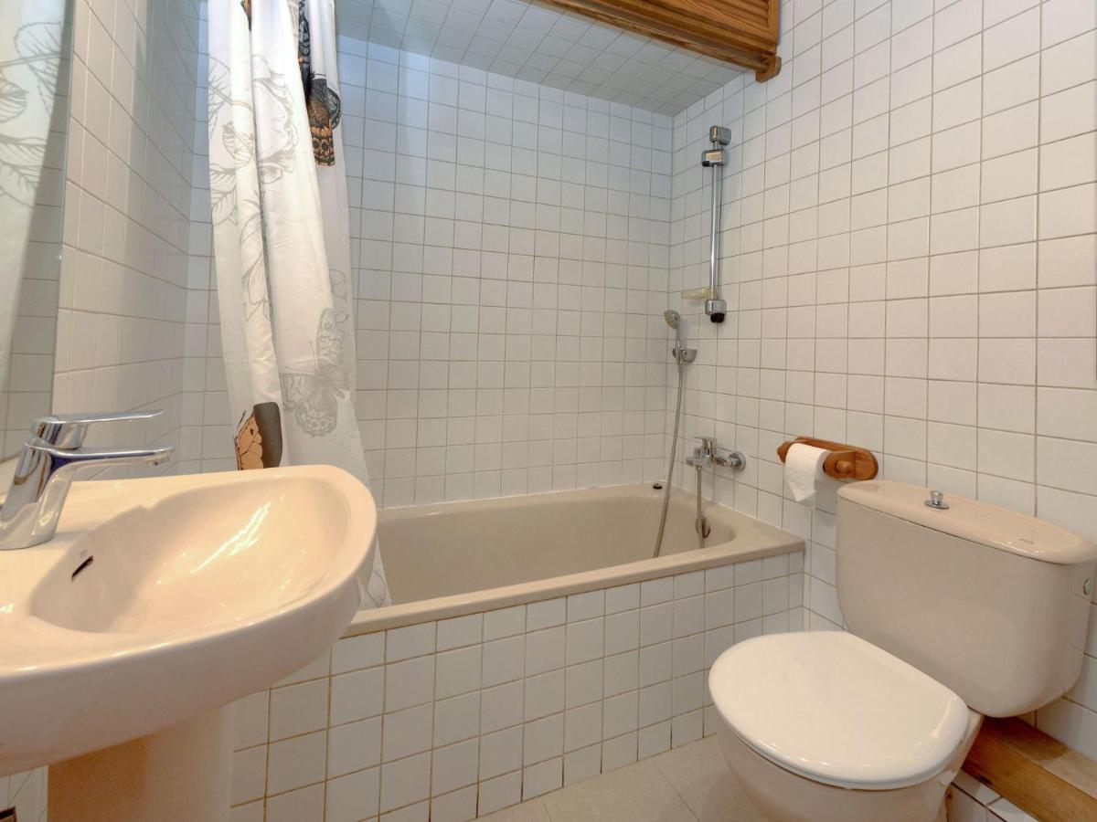 Eixample Esquerre Arago Rocafort By Interhome Apartment Barcelona